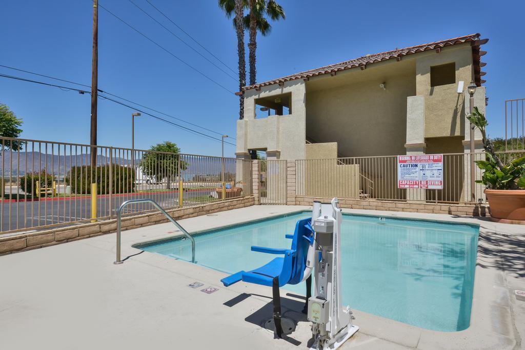 Quality Inn Lake Elsinore I-15 Exterior foto